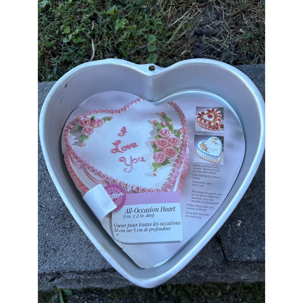 Wilton All-Occasion Heart Cake Pan 9 x 2 Aluminum Vintage 1991 2105-5176